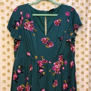 Green floral size 2(18/20) Torrid wrap maxi dress